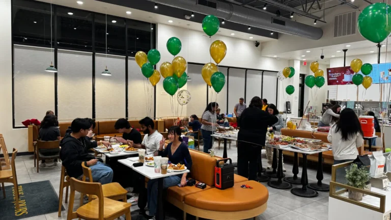 Iowa Celebrations Made Easy: How DoorDash Brings TOUS les JOURS to Your Table